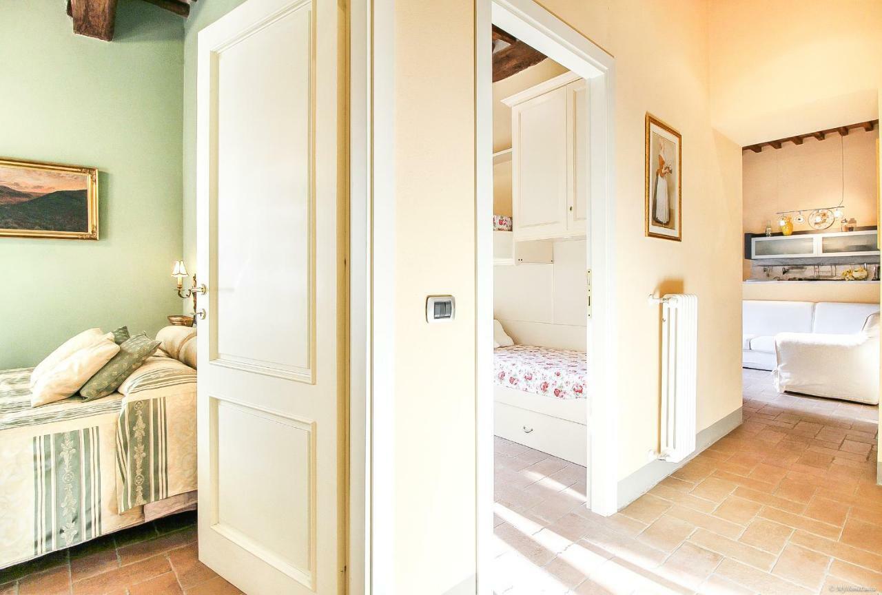 Apartment Guinigi With Private Courtyard Lucca Exterior foto